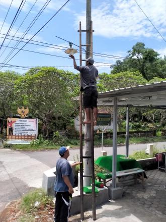 PEMASANGAN LAMPU JALAN 2020